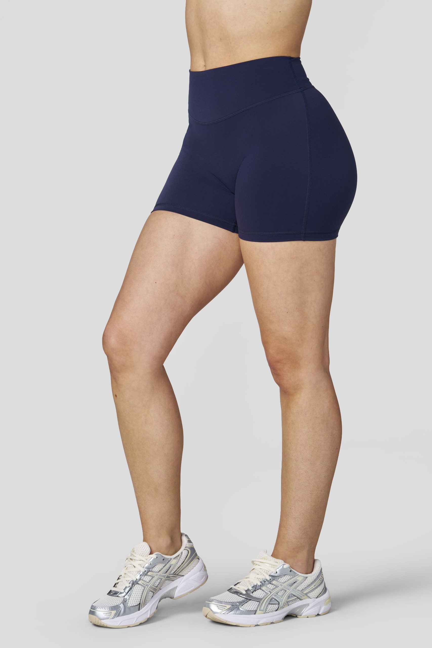 W130 Amore Scrunch Shorts New Colors - Image 5