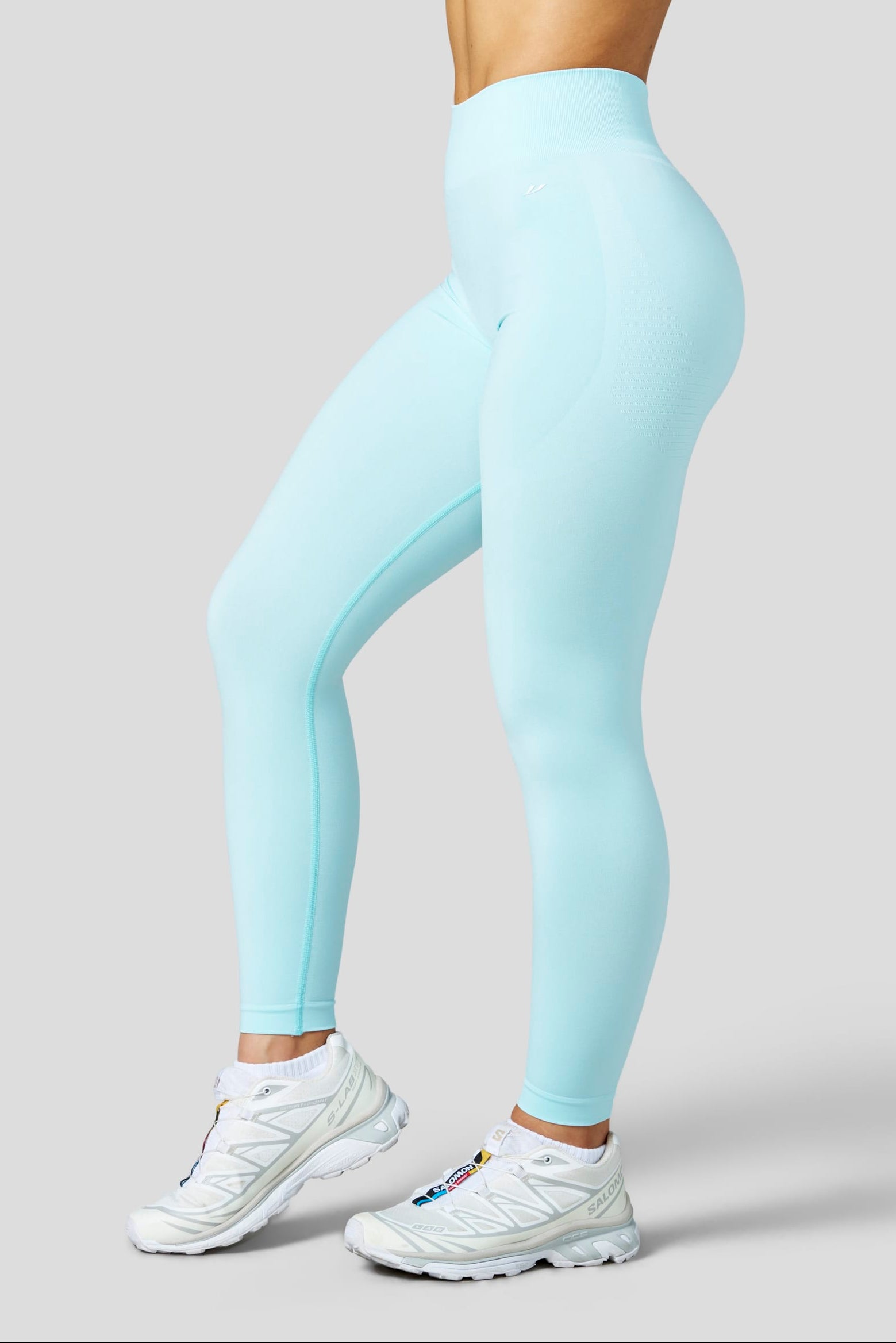 W2252 Pulse Seamless scrunch Leggings - Image 7