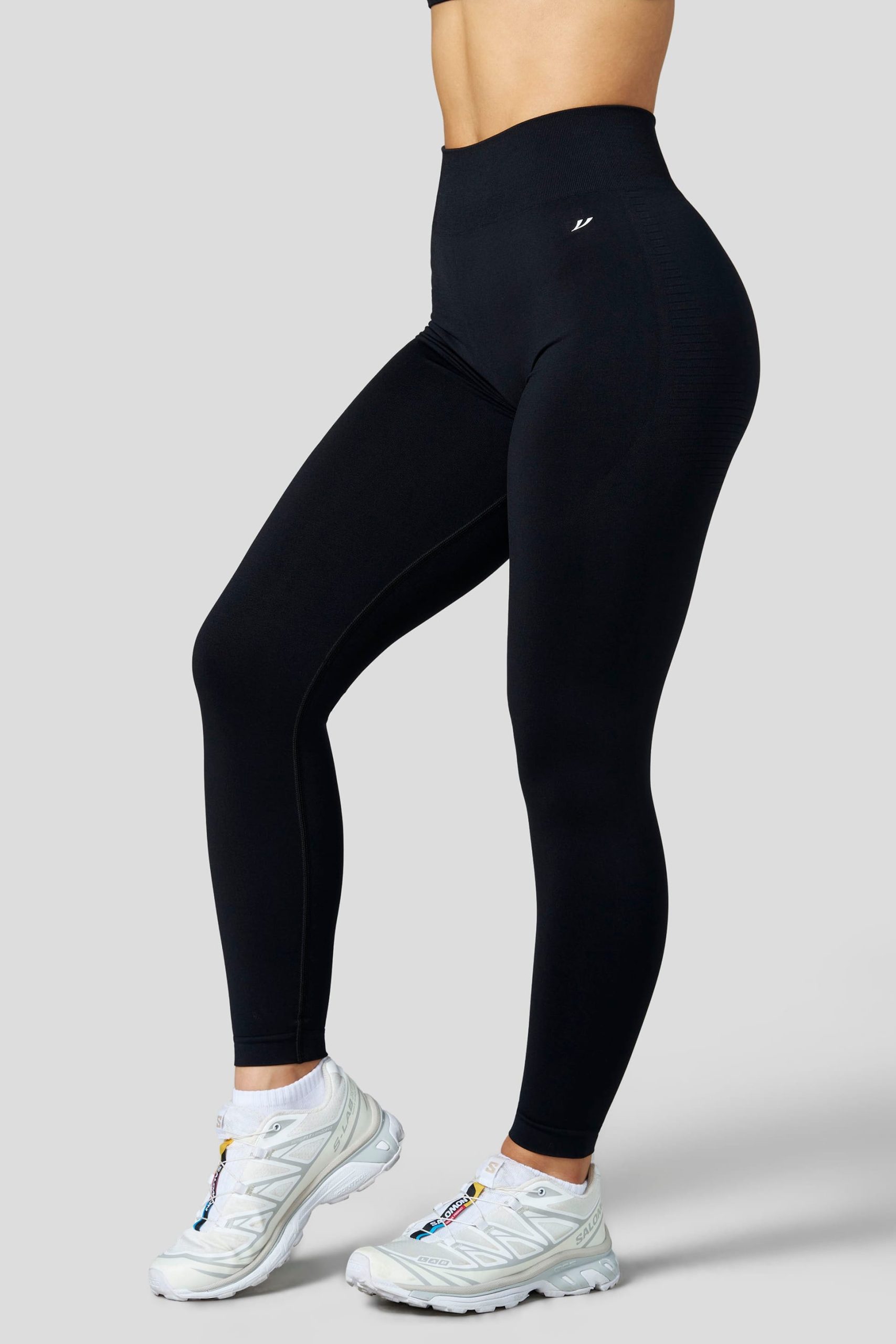 W2252 Pulse Seamless scrunch Leggings - Image 9