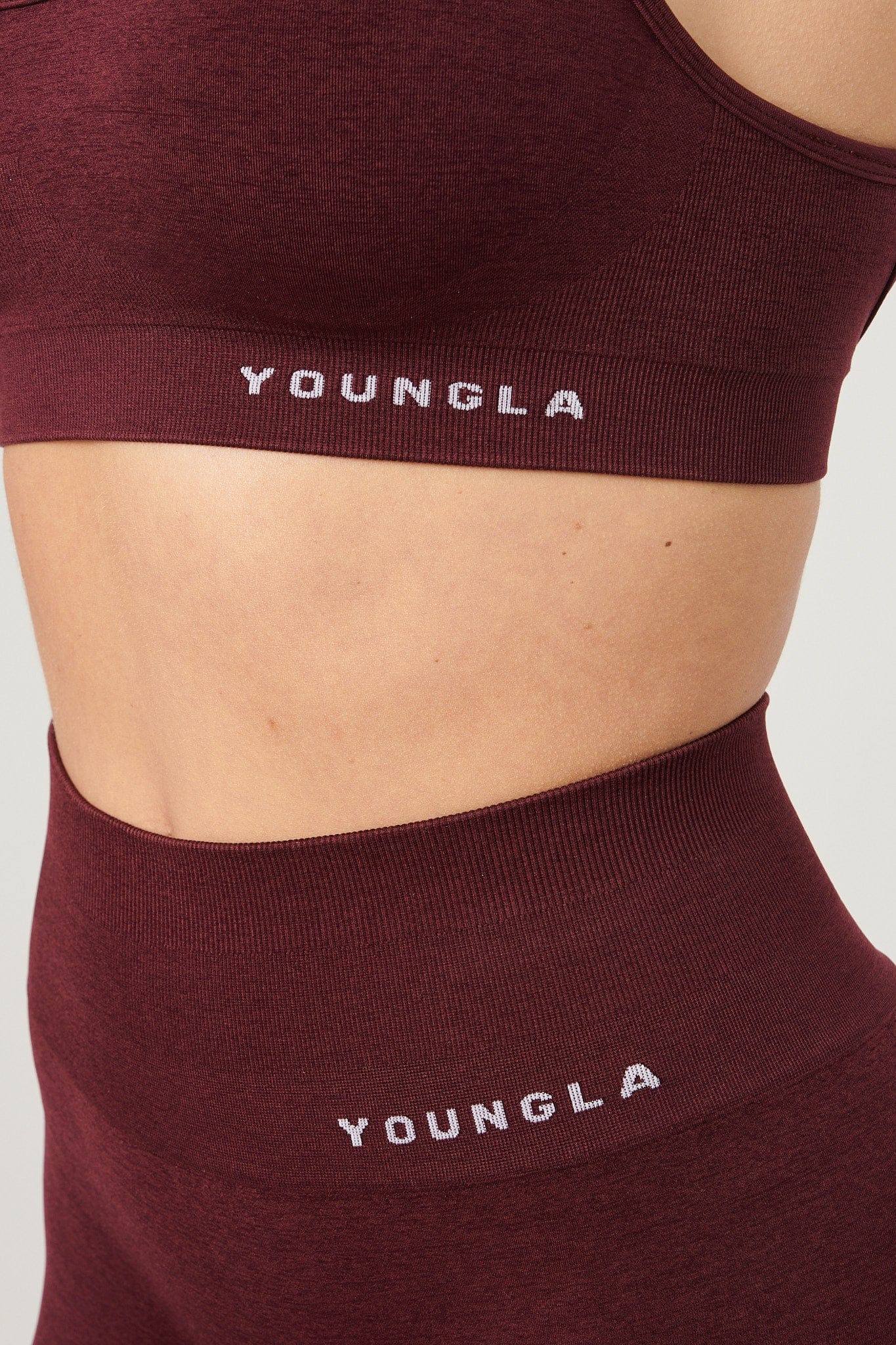 W329 - Core Seamless scoop neck bra - Image 9