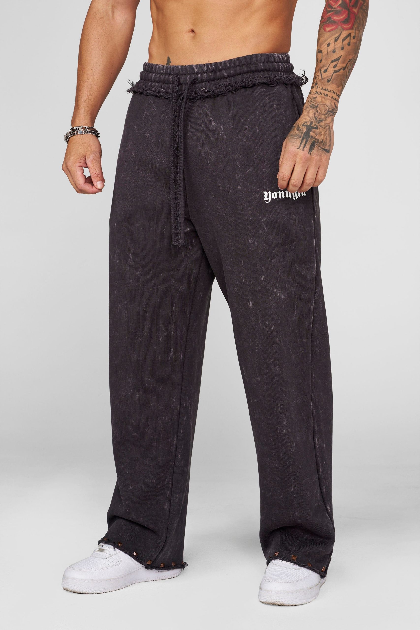 2087 - Stud Sweats - Image 7