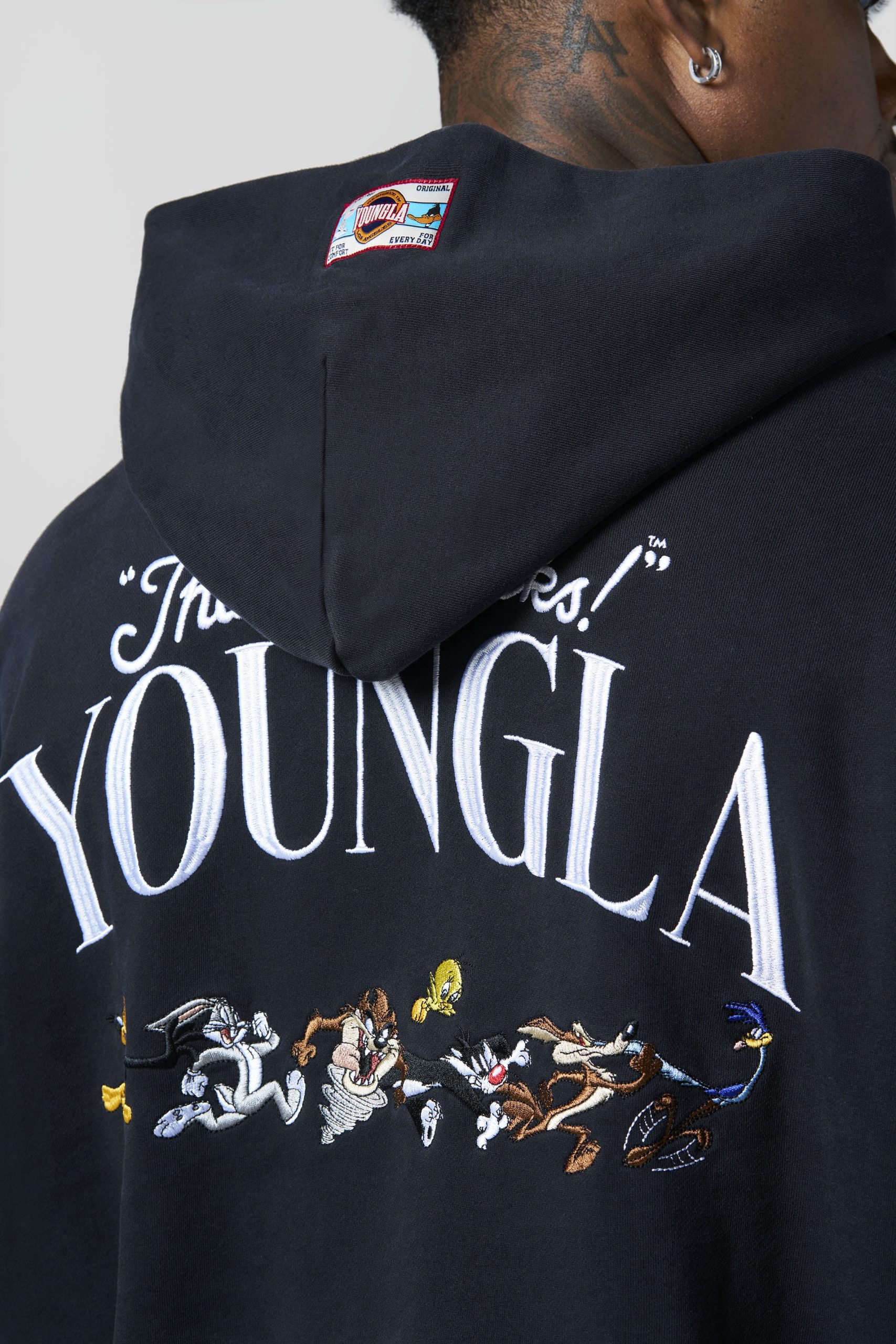 5114 - Looney Tunes Embroidered Hoodies - Image 9