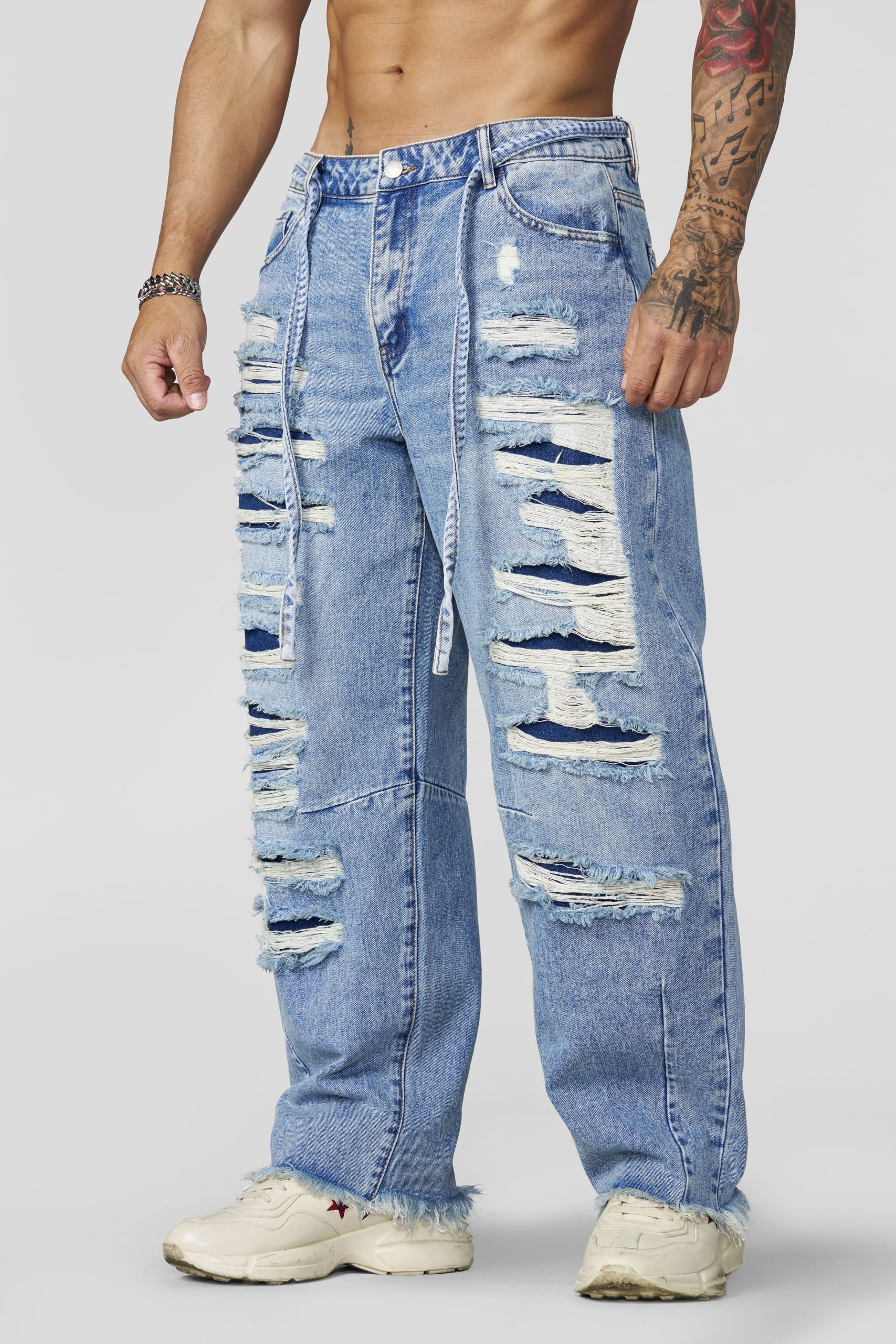 6004 - Destroyed Jeans - Image 2