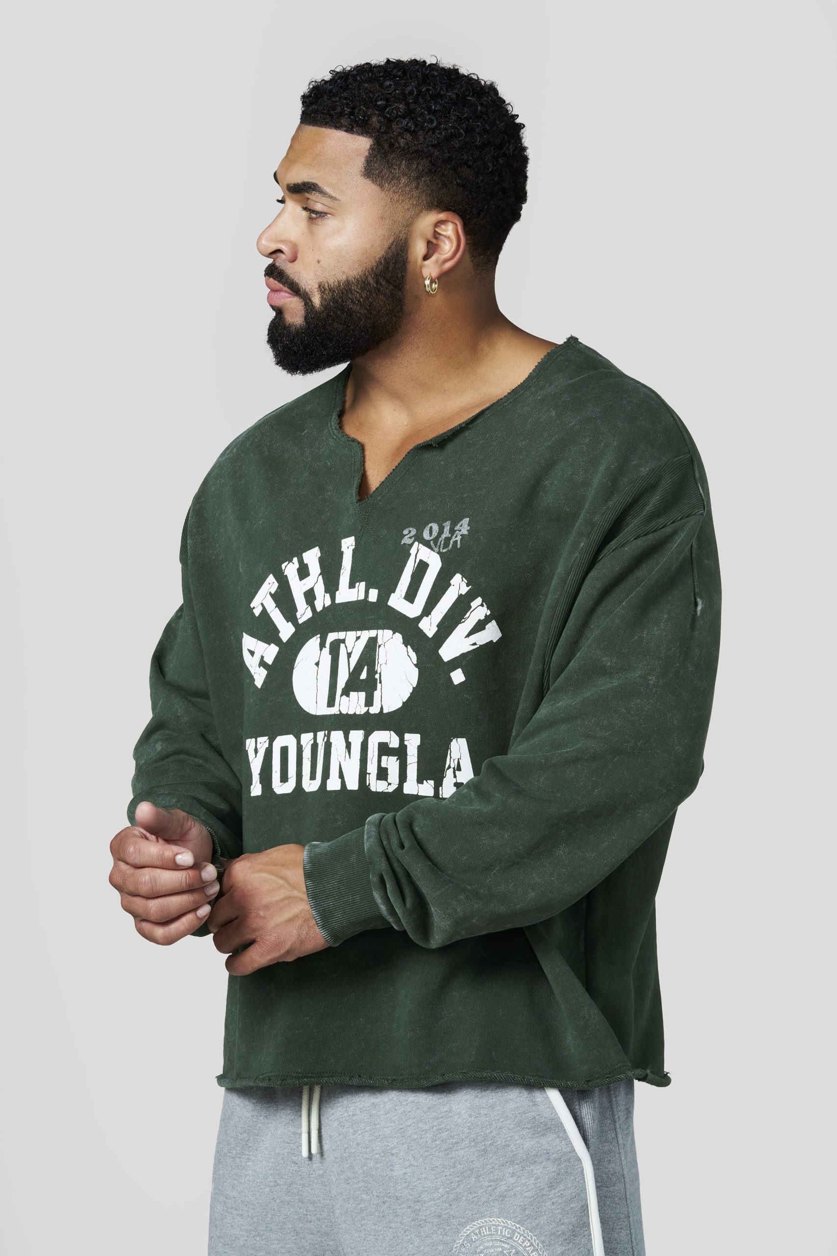 8098 - Golden Era Pump Cover Crewneck - Image 10