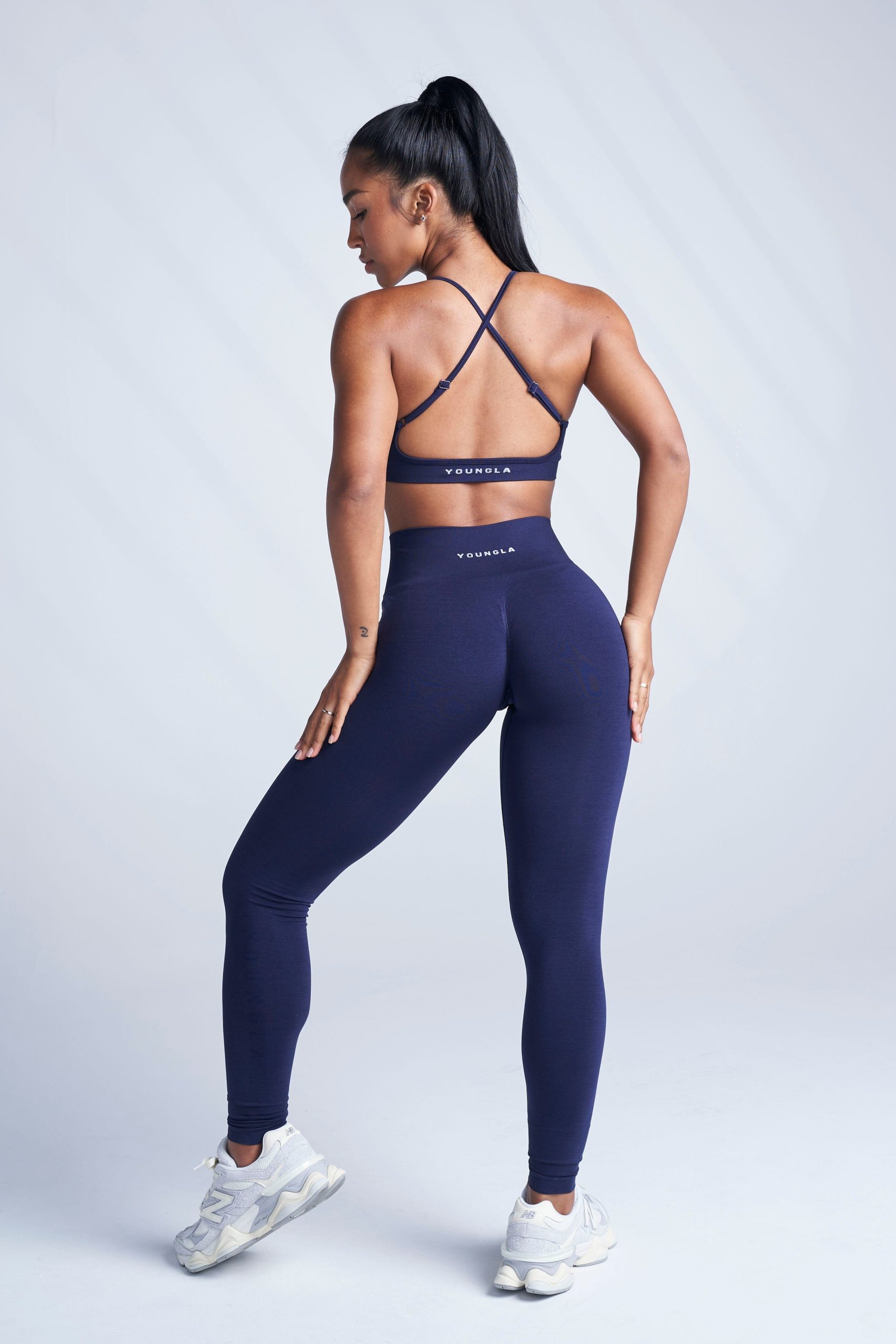 W220 - Core Seamless Leggings - Image 9