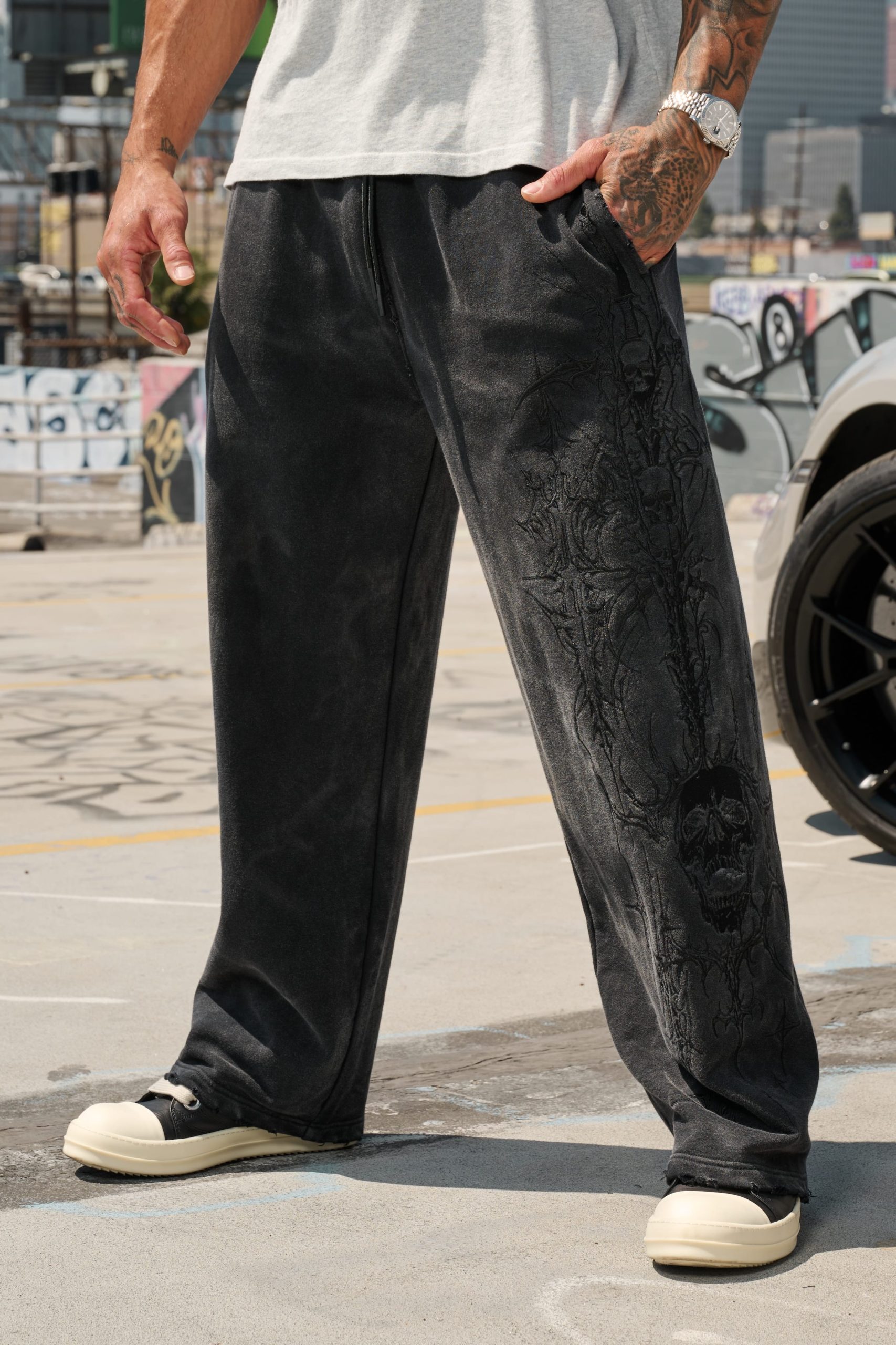 2122 - Eternal Embroidered Sweats - Image 6