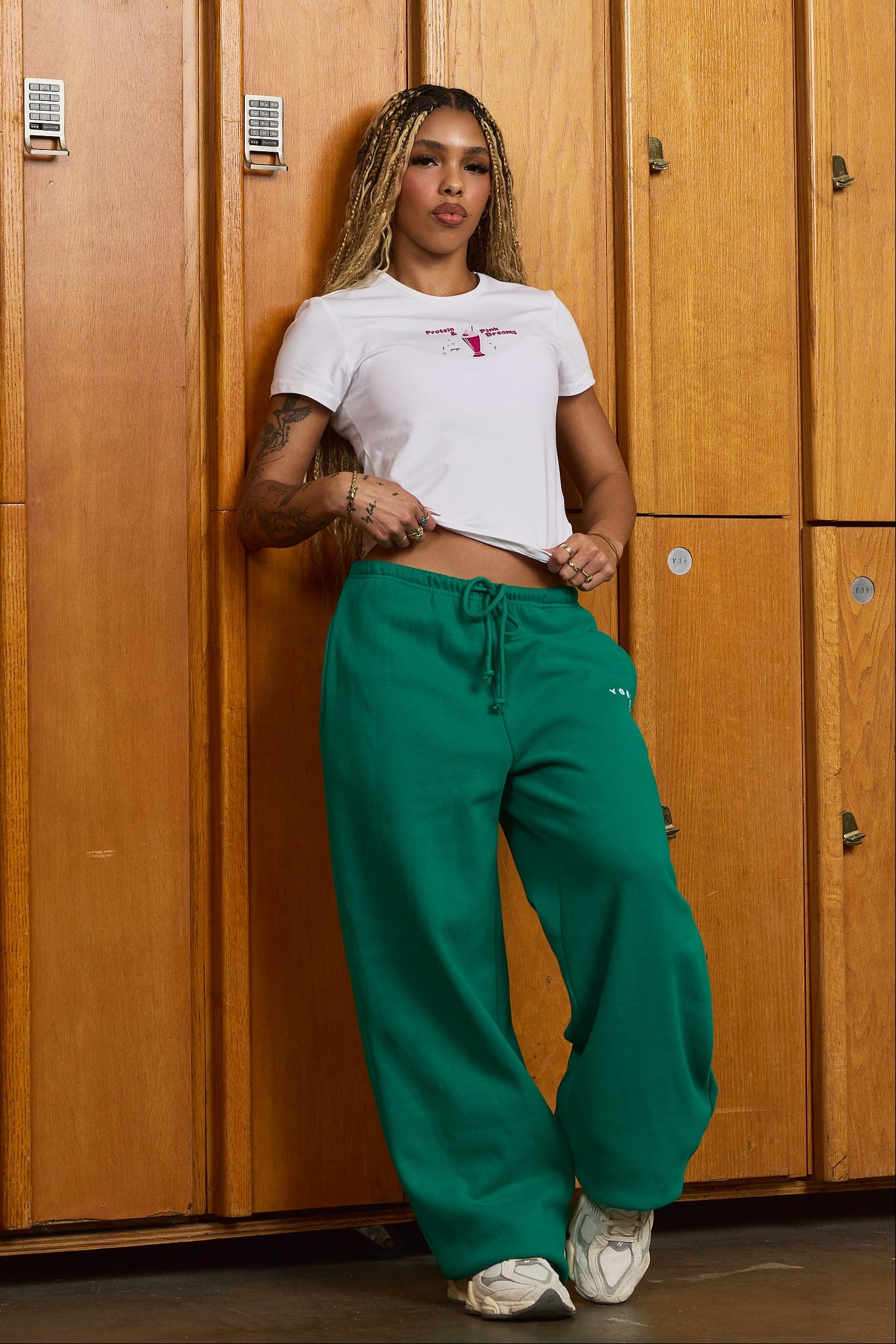 W2293 Comfort straight leg Joggers - Image 3