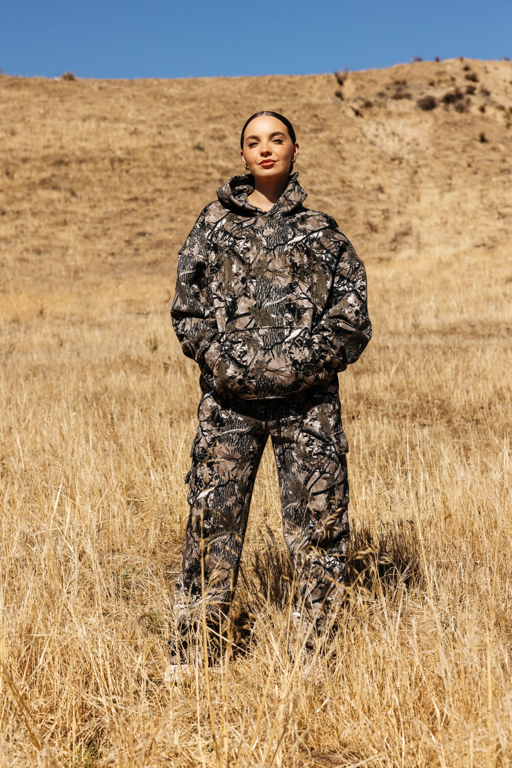 W5168 - Camo Bling Hoodie - Image 3
